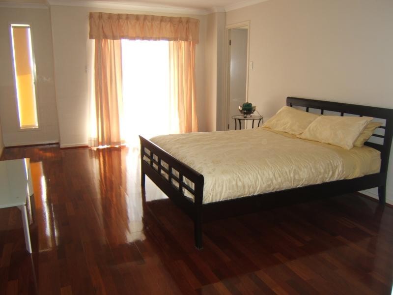 3 Waterview  Ct, Springfield Lakes QLD 4300