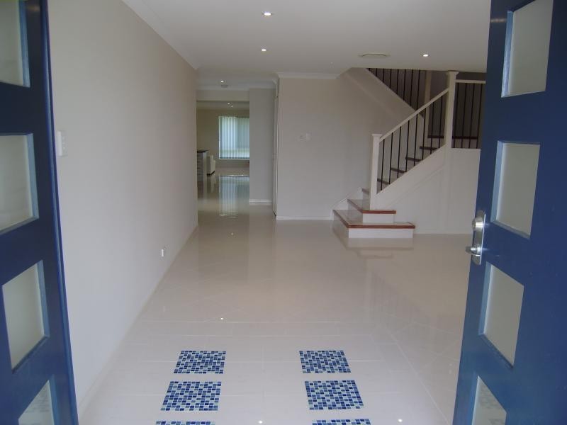 3 Waterview  Ct, Springfield Lakes QLD 4300