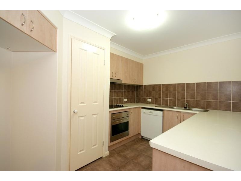 172 Lakeside  Ave, Springfield Lakes QLD 4300