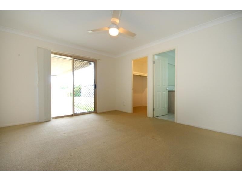 172 Lakeside  Ave, Springfield Lakes QLD 4300