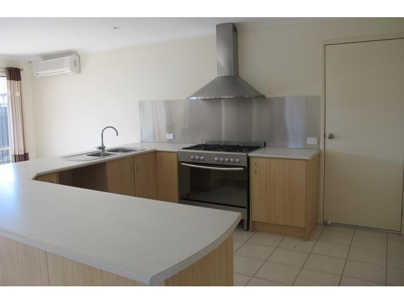 Springfield Lakes QLD 4300