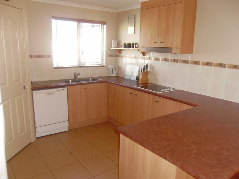 3 Swallowtail Cres, Springfield Lakes QLD 4300