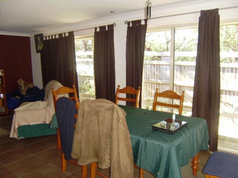 6 Chance Ct, Springfield Lakes QLD 4300