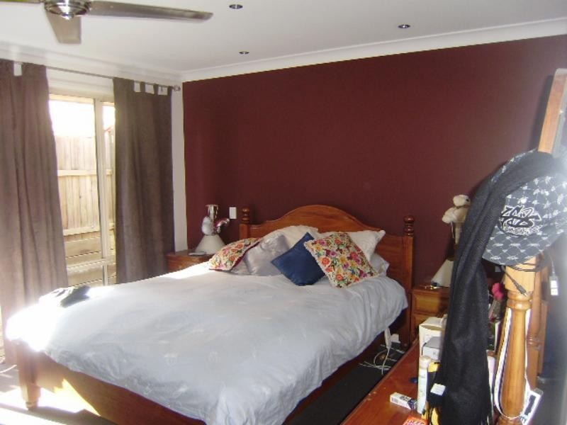 6 Chance Ct, Springfield Lakes QLD 4300