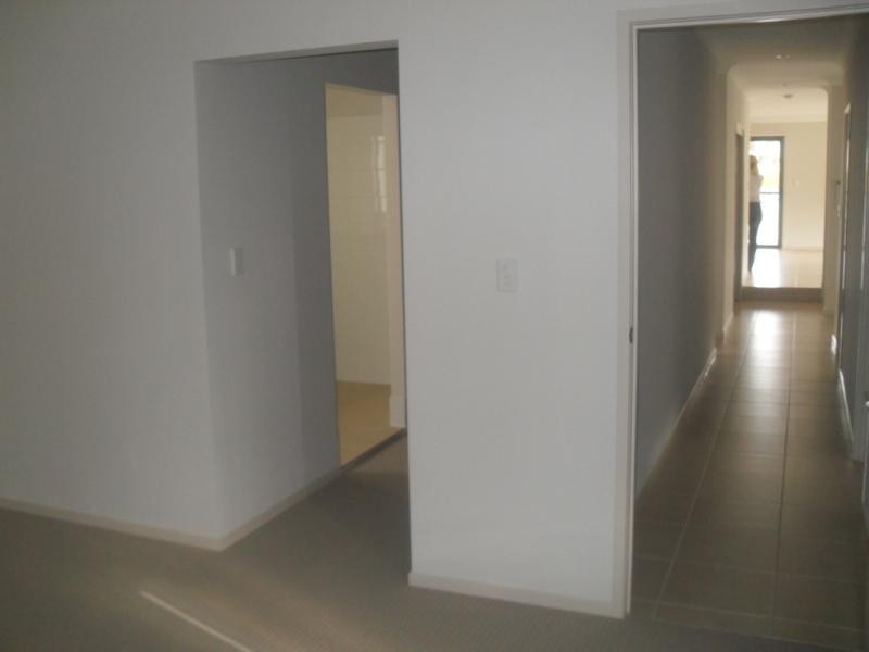 Springfield Lakes QLD 4300