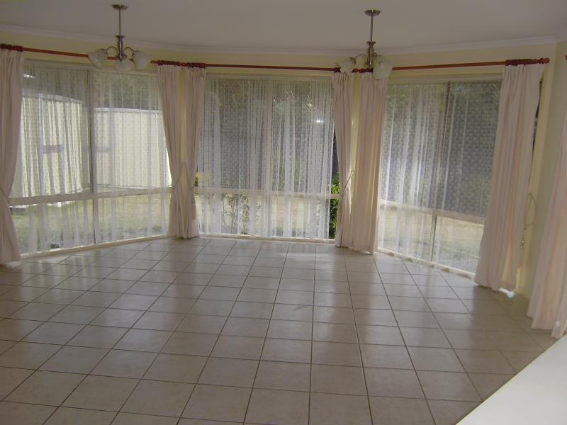 3 Myrtle Cres, Brookwater QLD 4300