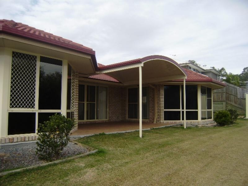 3 Myrtle Cres, Brookwater QLD 4300