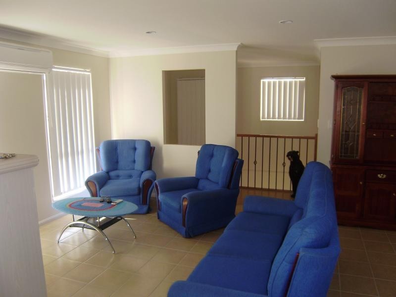 11 Shearwater  Cres, Springfield Lakes QLD 4300