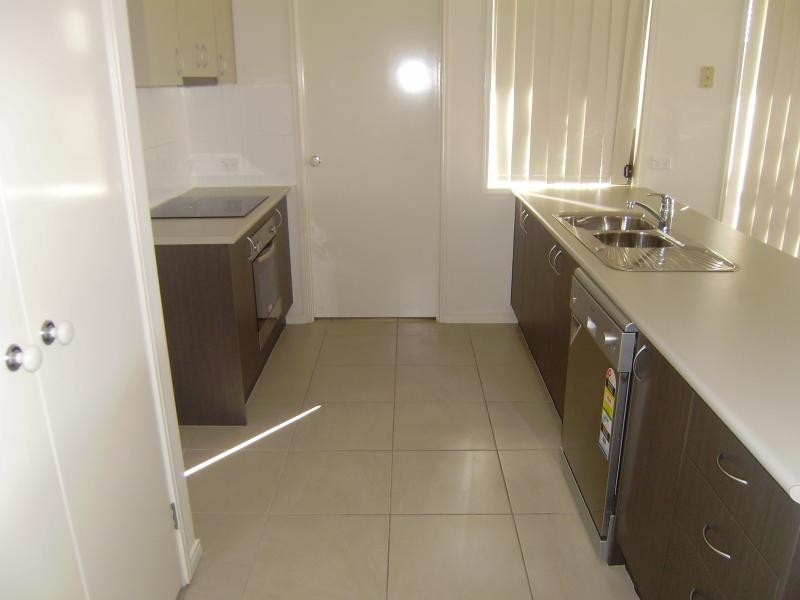 28 Brigid Bvd, Augustine Heights QLD 4300