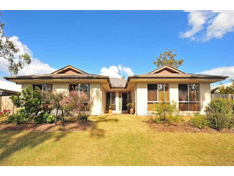 30 Santa Monica Dr, Augustine Heights QLD 4300