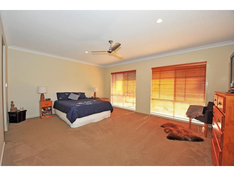 30 Santa Monica Dr, Augustine Heights QLD 4300