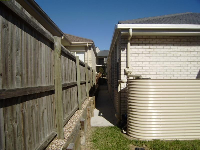 12 Hyde Ave, Springfield Lakes QLD 4300