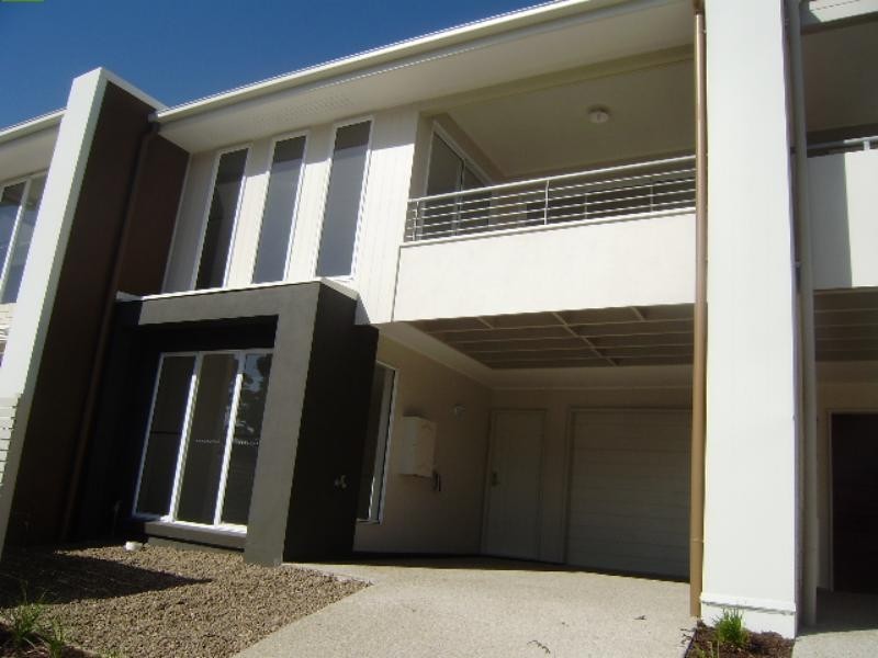 27-45 Caraway St, Springfield Lakes QLD 4300