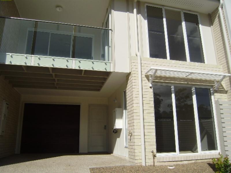 27-45 Caraway St, Springfield Lakes QLD 4300