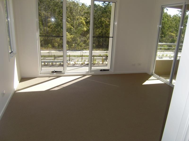 27-45 Caraway St, Springfield Lakes QLD 4300