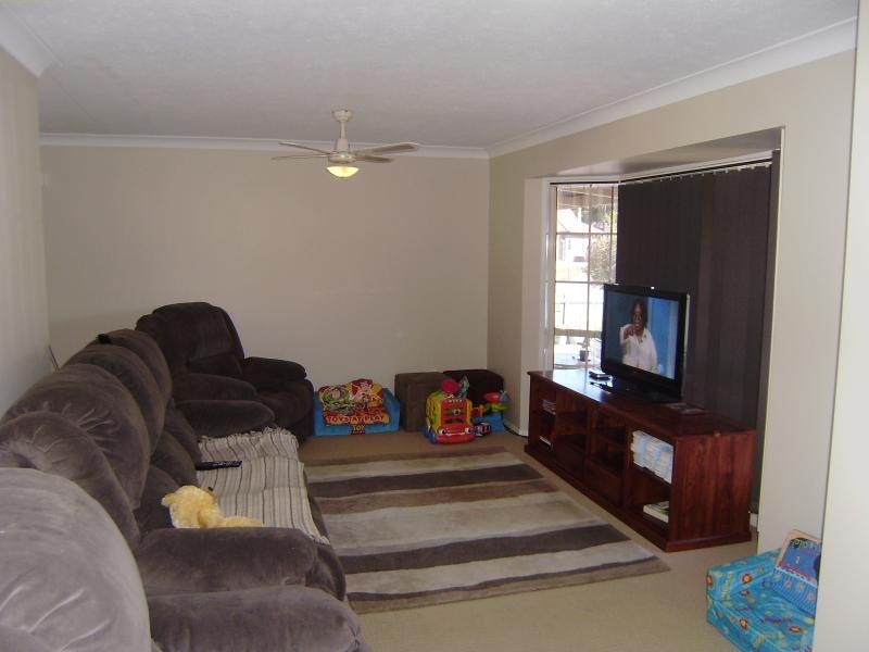2 Maple  Ave, Camira QLD 4300