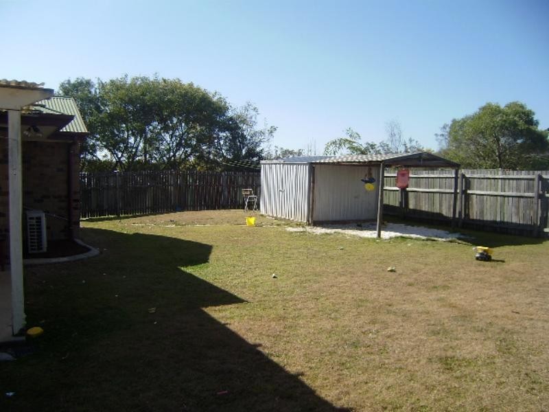 2 Maple  Ave, Camira QLD 4300