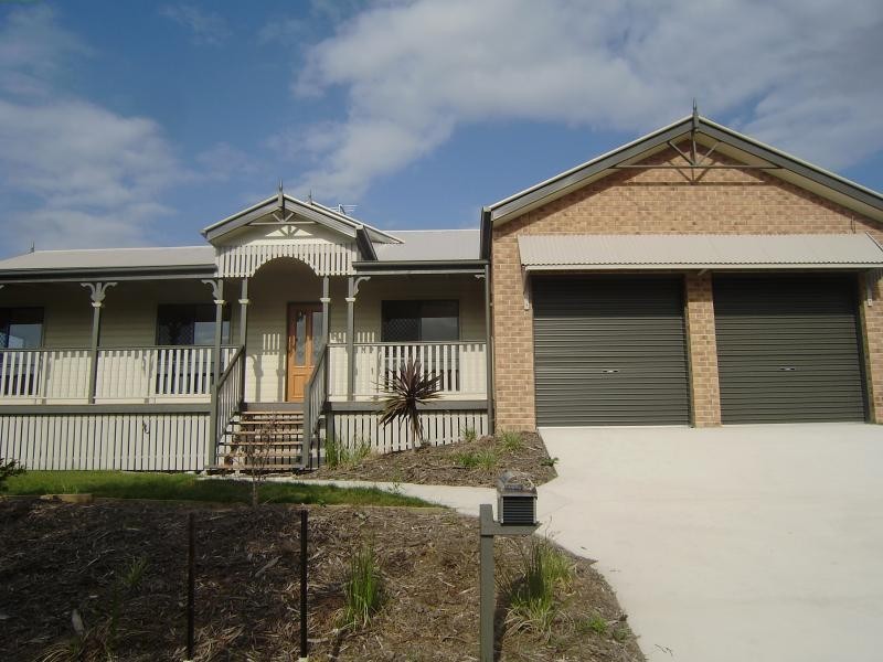 8 Claydon  Pl, Rosewood QLD 4340