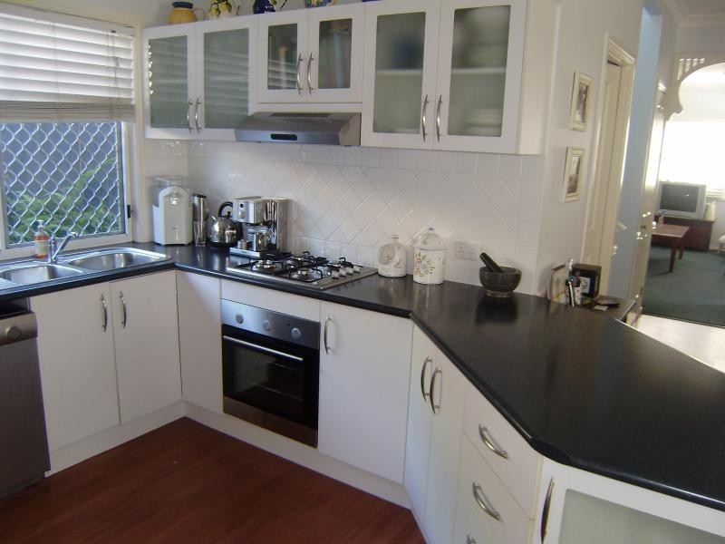 6 Chateau St, Springfield Lakes QLD 4300