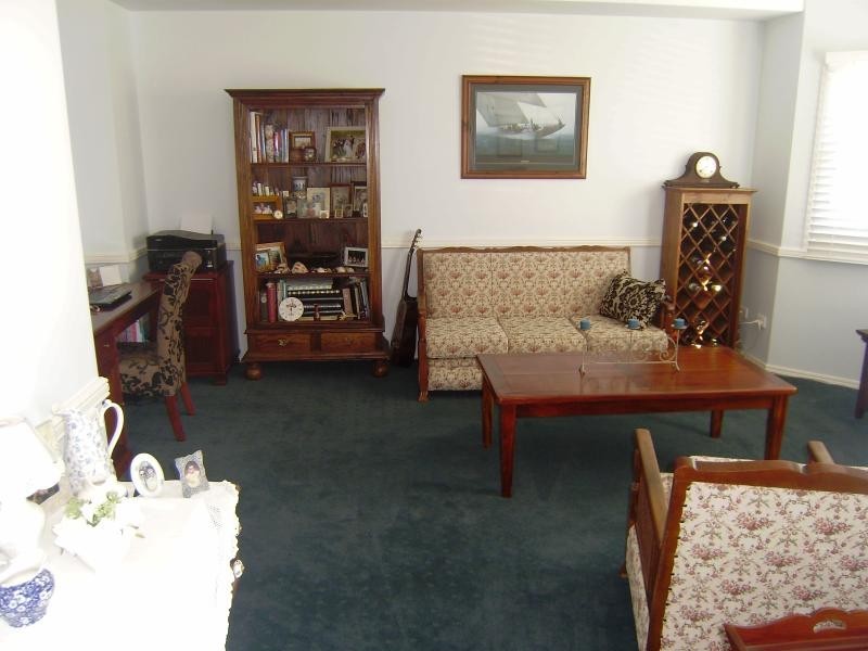 6 Chateau St, Springfield Lakes QLD 4300