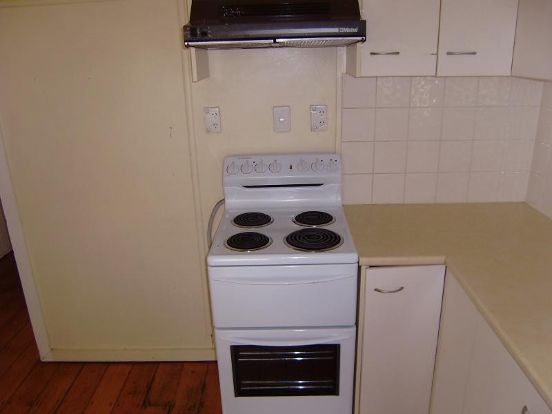 154a South Station  Rd, Silkstone QLD 4304