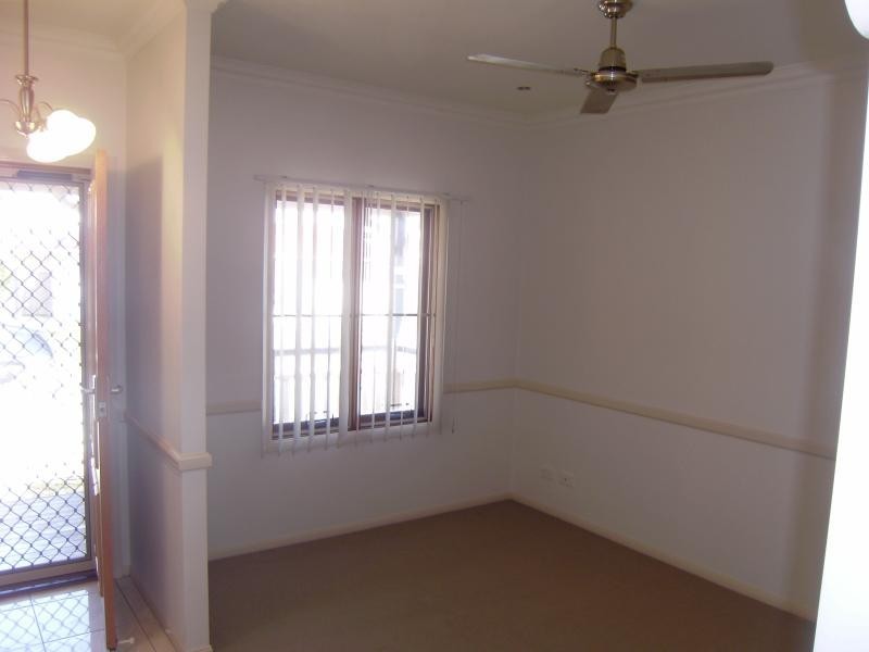 22 Glen Echo   St, Springfield Lakes QLD 4300