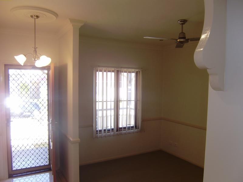 22 Glen Echo   St, Springfield Lakes QLD 4300