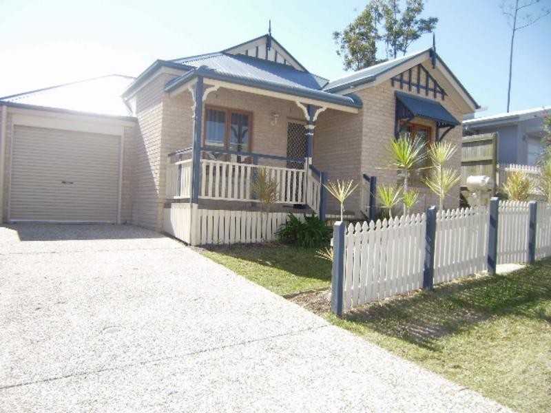 22 Glen Echo   St, Springfield Lakes QLD 4300