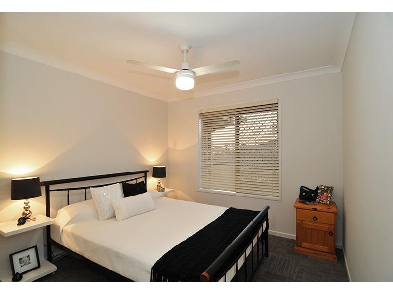 9 Timberlake  Pl, Springfield Lakes QLD 4300