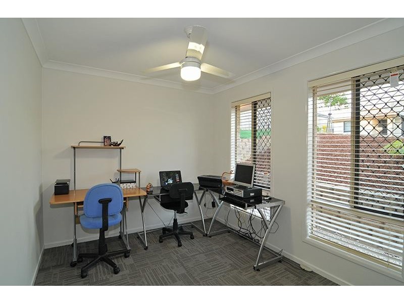 9 Timberlake  Pl, Springfield Lakes QLD 4300