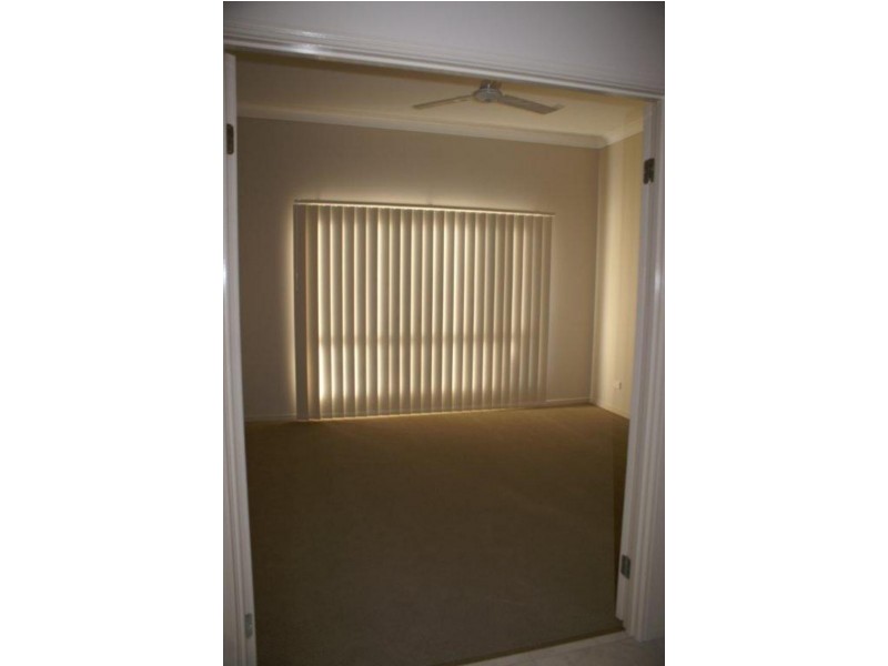 65 Carnarvon  Ave, Springfield Lakes QLD 4300