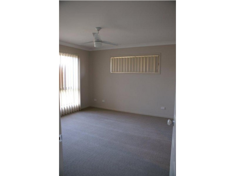 65 Carnarvon  Ave, Springfield Lakes QLD 4300