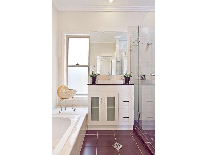 47 Parkview Dr, Springfield Lakes QLD 4300