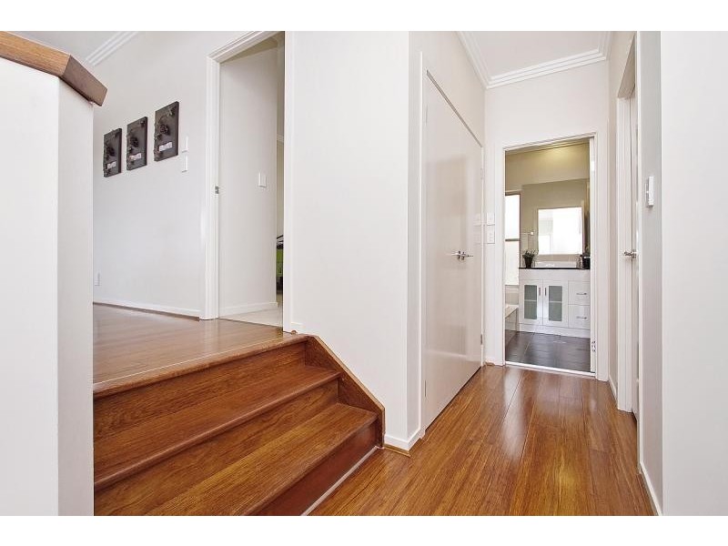 47 Parkview Dr, Springfield Lakes QLD 4300