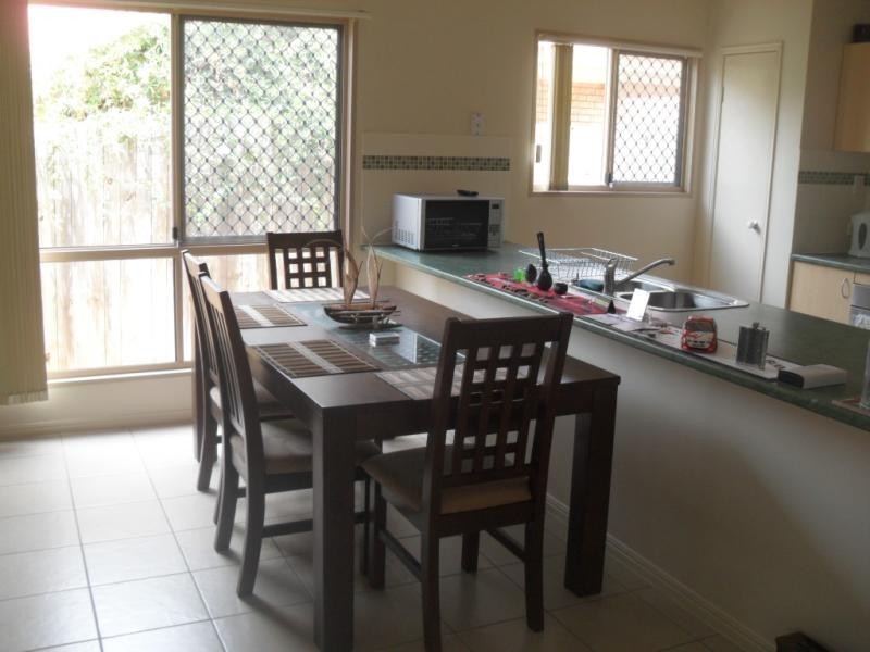 16 Marigold  Pl, Springfield Lakes QLD 4300