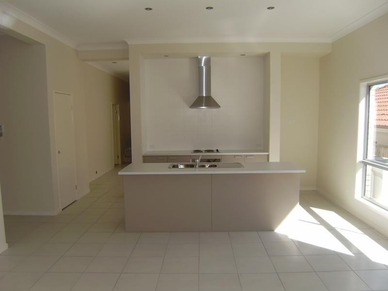 12 Hyde Ave, Springfield Lakes QLD 4300