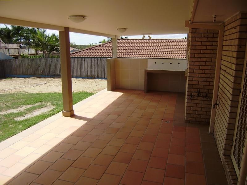 25 Greenway Cct, Springfield QLD 4300