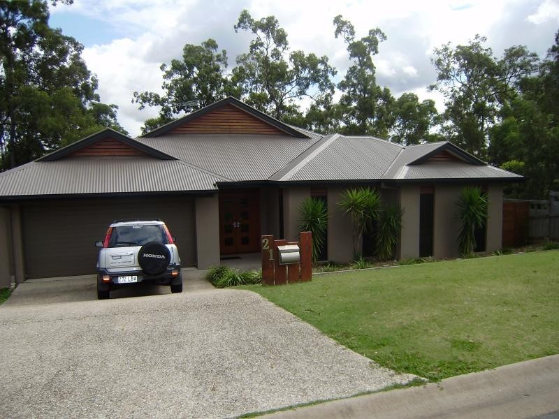 21 Burlington  Tce, Springfield Lakes QLD 4300