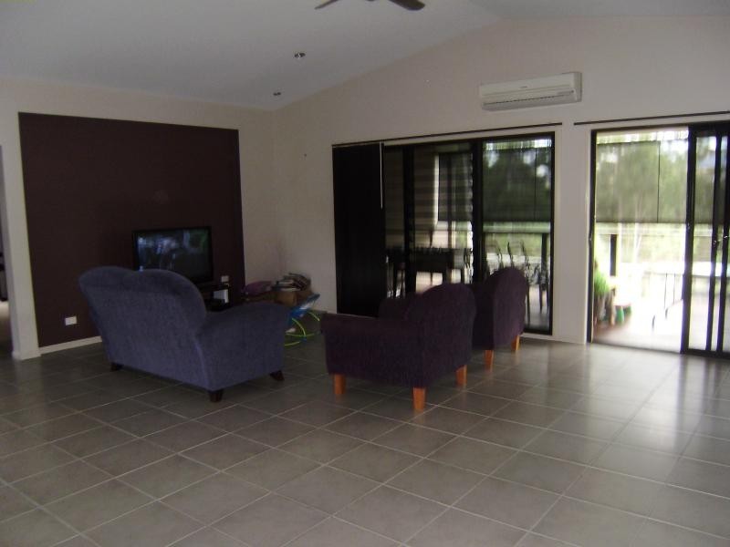 21 Burlington  Tce, Springfield Lakes QLD 4300