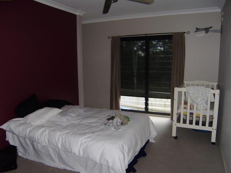 21 Burlington  Tce, Springfield Lakes QLD 4300