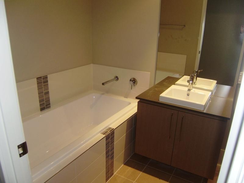 19 & 21 Hookes  Tce, Springfield Lakes QLD 4300