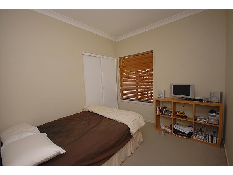 45 Admiral Cres, Springfield Lakes QLD 4300
