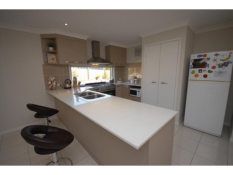 53 Rasmussen Cres, Redbank Plains QLD 4301