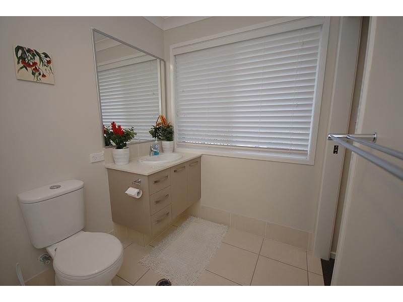 53 Rasmussen Cres, Redbank Plains QLD 4301