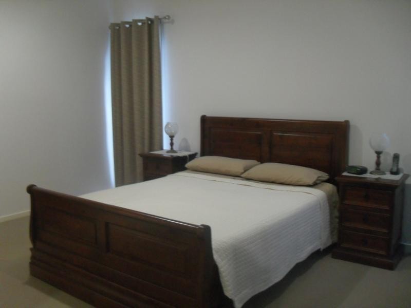 8 Shallow Bay Dr, Springfield Lakes QLD 4300