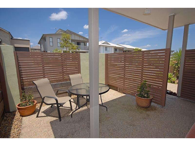 18 Yellowstone Way, Springfield Lakes QLD 4300