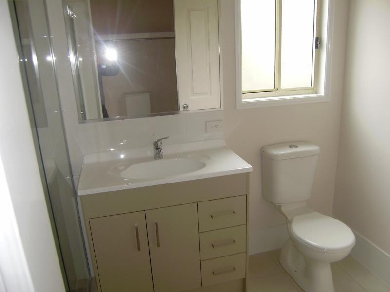 4 Jarrah  Pl, Springfield Lakes QLD 4300