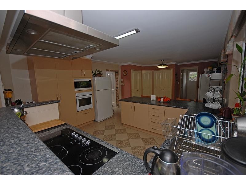 5 Amulla Cct, Camira QLD 4300