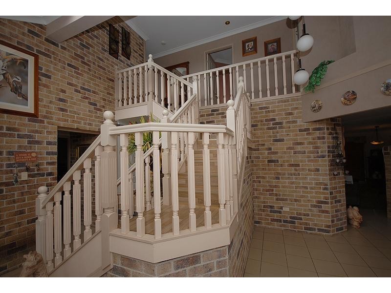 5 Amulla Cct, Camira QLD 4300