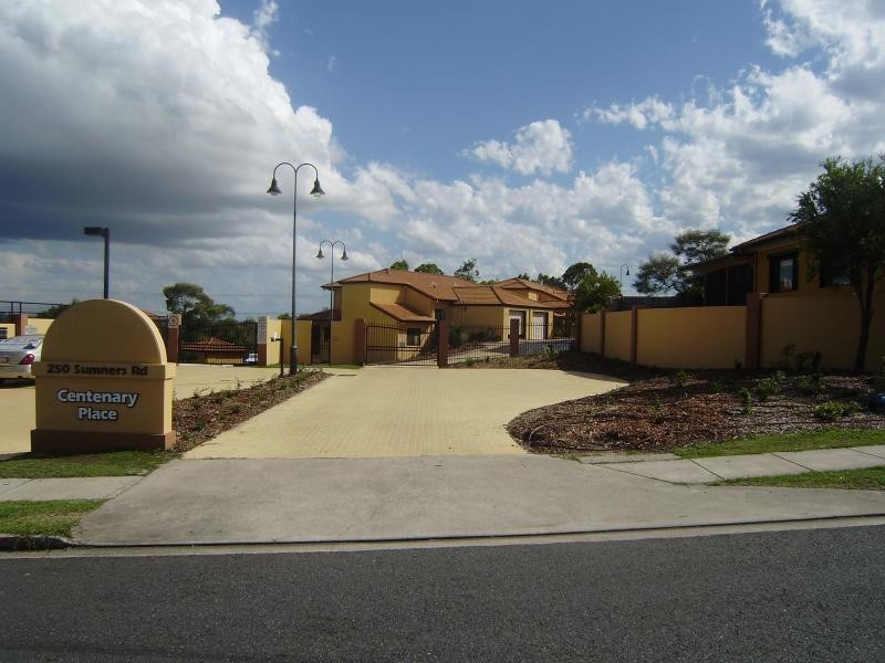 85/250 Sumners Rd, Riverhills QLD 4074